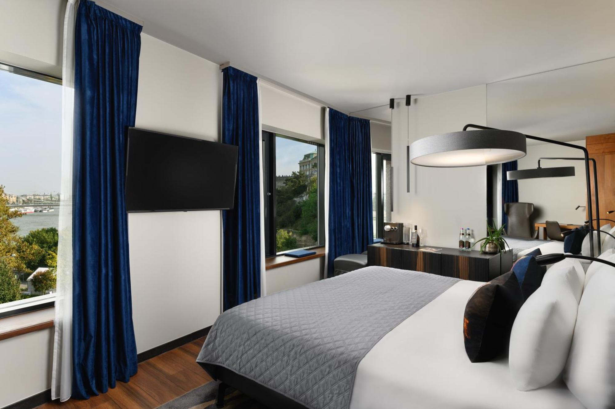 Clark - Adults Only Hotel