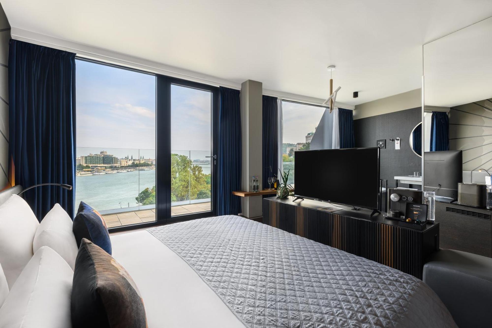 Clark - Adults Only 5* Budapest